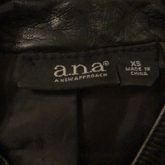 Leather Jacket - Picture 3 of 4